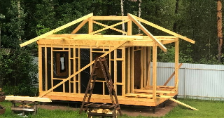 Сарай из бруса 100х100 в Ижевске - строительство под ключ | Альянс СТ от 40904 руб.